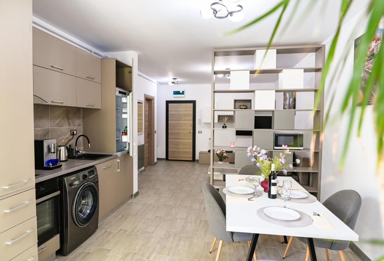 Teemo Beach Apartment, Alezzi Beach Resort Нэводари Экстерьер фото