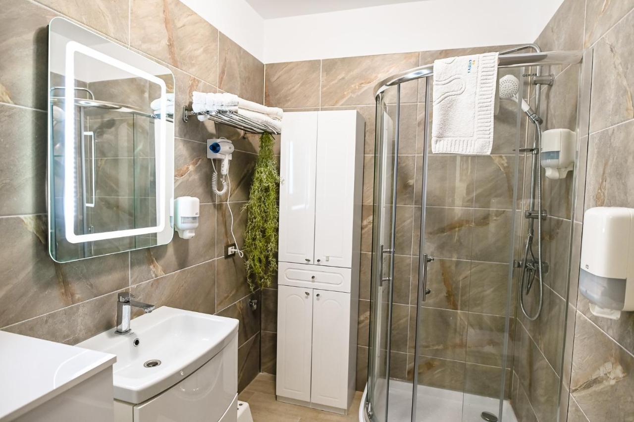 Teemo Beach Apartment, Alezzi Beach Resort Нэводари Экстерьер фото
